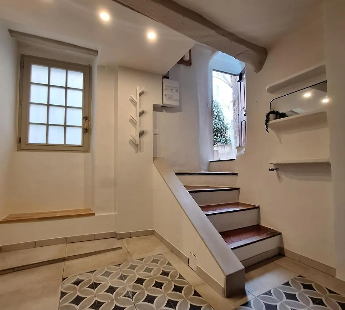 Villa Vue Et Charme Provencal A Biot - La Maison Du Mitan France
